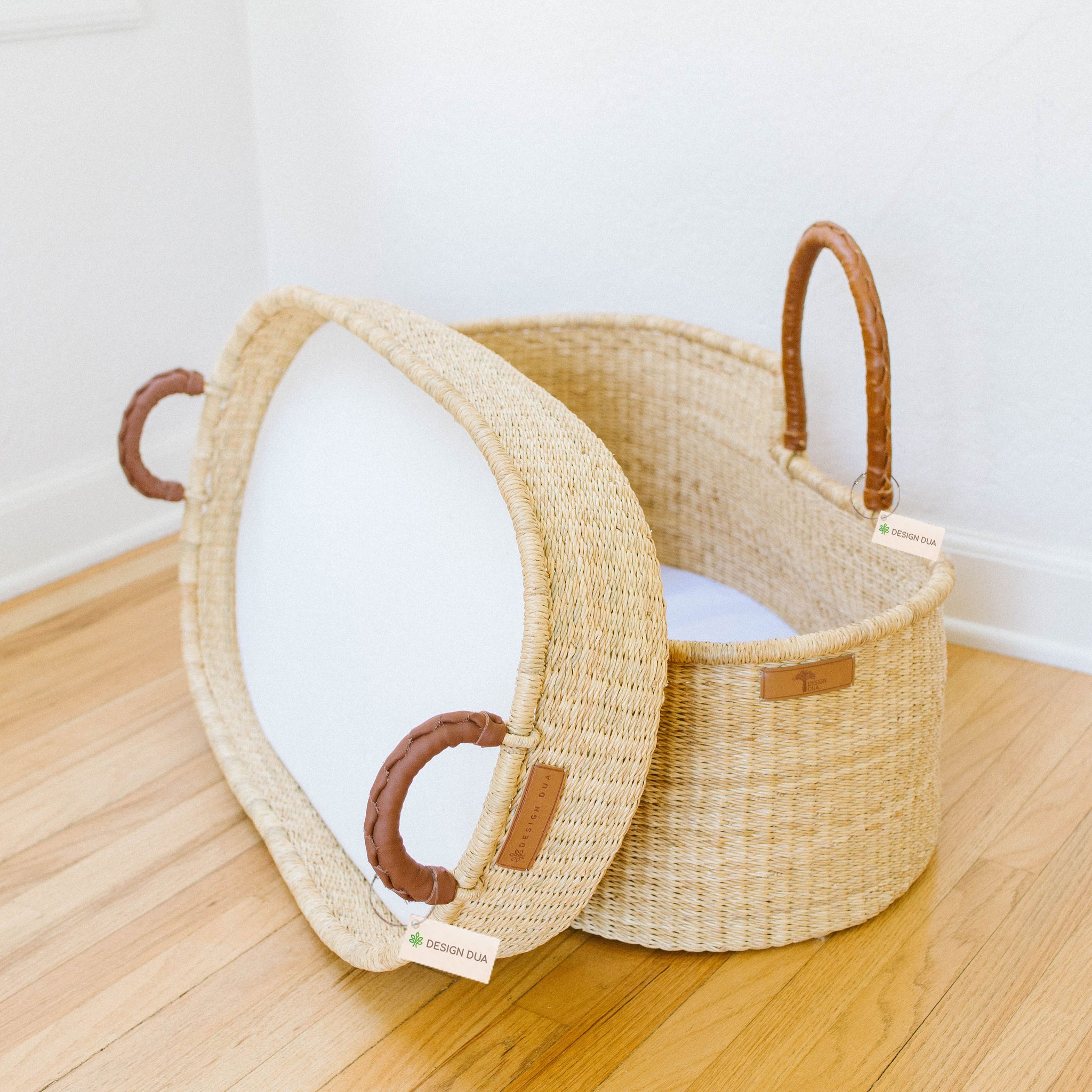 Signature Bilia Bassinet Changing Basket Combo Special Natural Design Dua